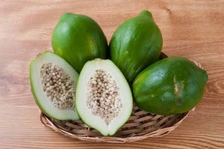 Đu đủ xanh có thể chế biến thành nhiều món ăn ngon, bổ, rẻ và có lợi cho sức khỏe.