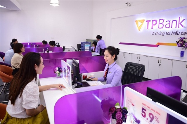 TPBank là một trong số các ngân hàng thương mại cổ phần tư nhân đầu tiên công bố tiếp tục giảm lãi vay. Ảnh: Báo Đầu tư.