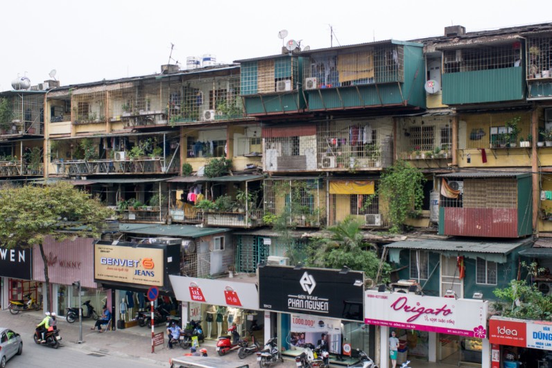 Hà Nội lấy ý kiến góp ý của người dân vào dự thảo Quy định về cải tạo, xây dựng chung cư cũ