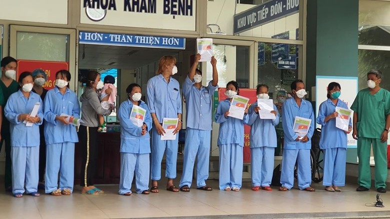 790.504 cá dương tính với COVID-19 đã khỏi bệnh.