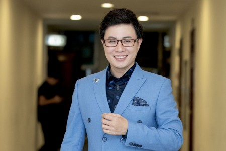 Nam giảng viên, MC VTV có lời lẽ mỉa mai sinh viên trên mạng xã hội