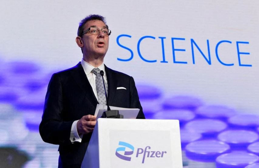 ceo-pfizer-bao-tin-vui-cho-nguoi-so-tiem-vac-xin-covid-19-thuong-xuyen.jpg