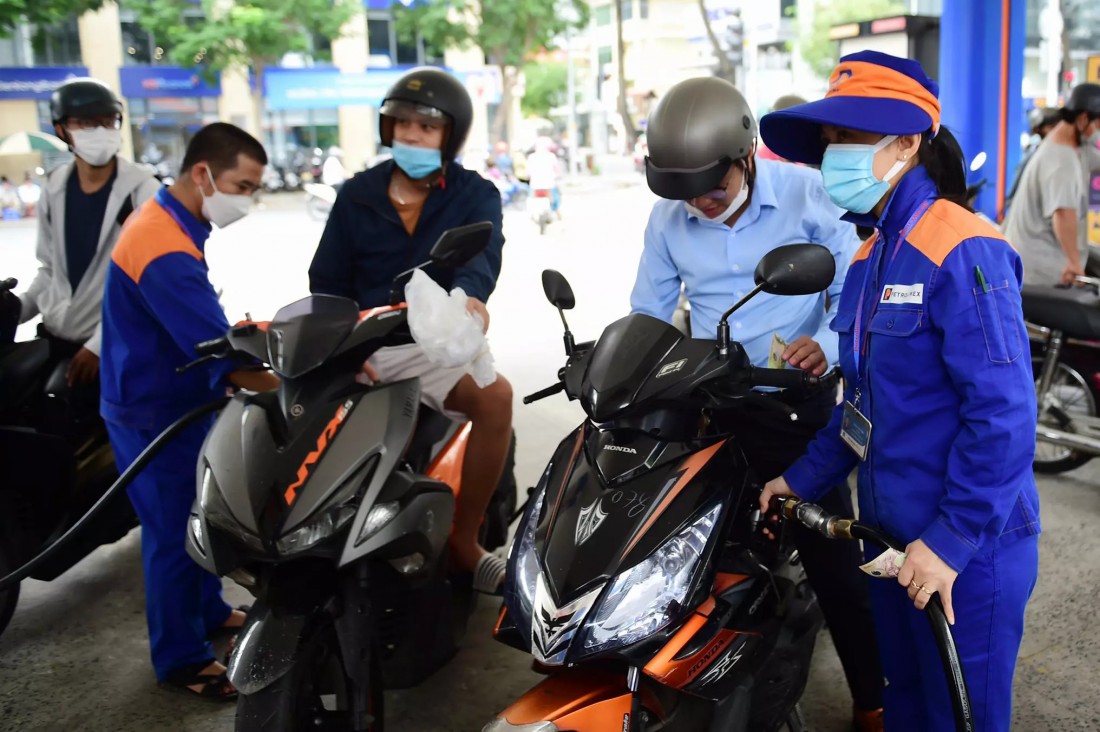 Đề xuất chuyển giao điều hành giá xăng dầu cho Bộ Tài chính