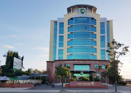  Công an tỉnh Bình Thuận yêu cầu Sở Tài nguyên và Môi trường tỉnh Bình Thuận cung cấp toàn bộ hồ sơ liên quan đến quá trình tiếp nhận, tham mưu UBND tỉnh giao 5.284 m2 đất cho Vietcombank xây trụ sở tại đường Nguyễn Tất Thành (TP Phan Thiết). 