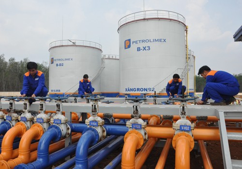 Bộ Công thương xin phê duyệt đấu giá hơn 100 triệu lít xăng dự trữ quốc gia
