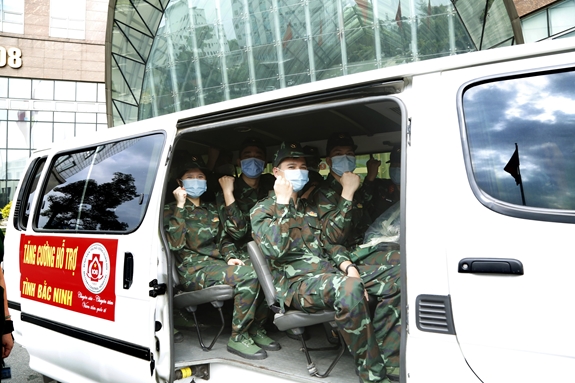 Bản lĩnh nữ quân y Việt Nam  - Ảnh 1.
