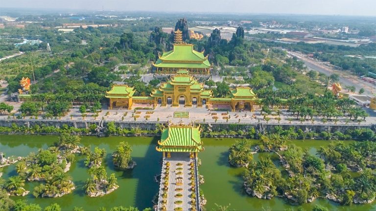 Tình cảnh của Đại Nam trước khi bà Nguyễn Phương Hằng bị bắt: Thua lỗ triền miên suốt 5 năm hơn 500 tỷ đồng, cõng khối nợ hơn 6.500 tỷ đồng - Ảnh 1.