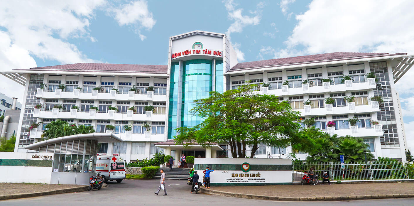Cổ phiếu bệnh viện tim tăng 15% trong ngày 600 mã giảm điểm - Ảnh 1.