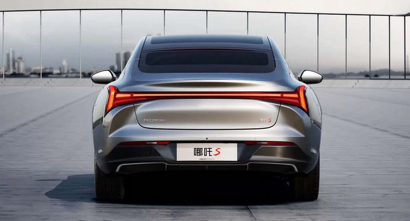 Siêu xe điện Trung Quốc trang bị công nghệ tự lái lộ diện, no pin đi 1.100 km - Ảnh 3. Siêu xe điện Trung Quốc trang bị công nghệ tự lái lộ diện, no pin đi 1.100 km - Ảnh 3.