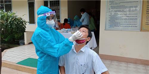 Sáng 19/5: Ca COVID-19 giảm liên tục, cấp độ dịch mới nhất cả nước thế nào? - Ảnh 1.