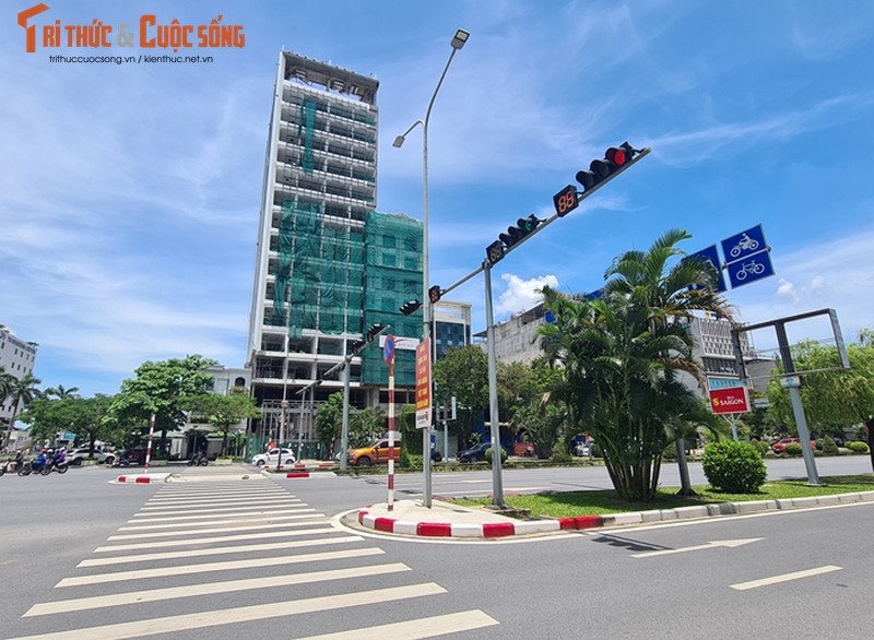 Hải Phòng: Công trình 15 tầng “mọc” không phép ở phường Đông Khê