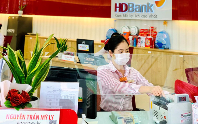 Cổ đông HDBank đã nhận cổ tức năm 2020 tỷ lệ 25% bằng cổ phiếu Cổ đông HDBank đã nhận cổ tức năm 2020 tỷ lệ 25% bằng cổ phiếu
