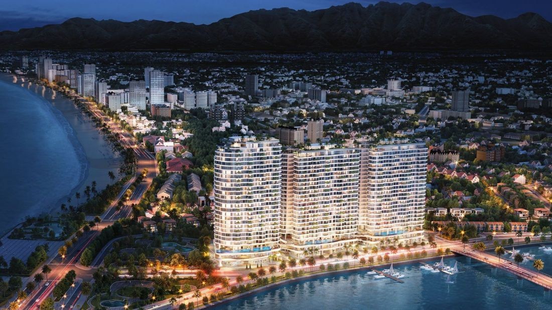 The Aston Luxury Residence do Công ty Cổ phần Đầu tư VHR làm chủ đầu tư. Công ty Cổ phần Đầu tư VHR được thành lập vào ngày 18/04/2018, hoạt động chính trong lĩnh vực kinh doanh bất động sản. Dự án được phát triển bởi Công ty Cổ phần đầu tư Danh Khôi Holdings và Công ty Cổ phần Bất động sản Netland.