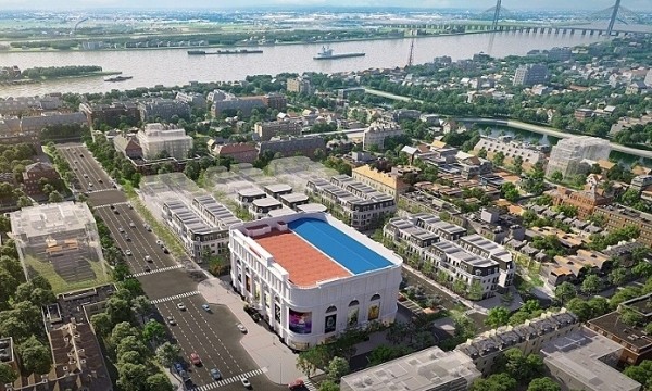 Vincom Shophouse Mỹ Tho còn có các tiện ích như: rạp chiếu phim, khu vui chơi trẻ em, các gian hàng ẩm thực, thời trang, mua sắm, không gian xanh và cảnh quan,...  Vincom Shophouse Mỹ Tho nằm ngay phường trung tâm của thành phố Mỹ Tho và có 3 mặt tiền đường gồm: phía Đông giáp đường Hùng Vương, phía Nam giáp đường Thủ Khoa Huân, phía Bắc giáp đường Lê Đại Hành và phía Tây giáp khu dân cư hiện hữu.