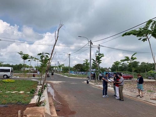 Nhà đầu tư cần cẩn trọng và tìm hiểu kỹ trước khi quyết định đầu tư Nhà đầu tư cần cẩn trọng và tìm hiểu kỹ trước khi quyết định đầu tư