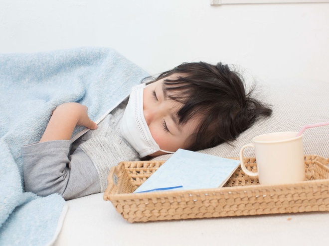 Trẻ mắc cúm A bị sốt bao lâu thì khỏi còn phụ thuộc vào hệ miễn dịch và sức đề kháng của từng trẻ. Ảnh minh họa