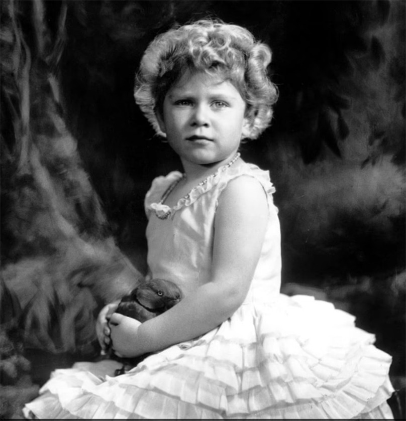 Công chúa Elizabeth năm 2 tuổi.