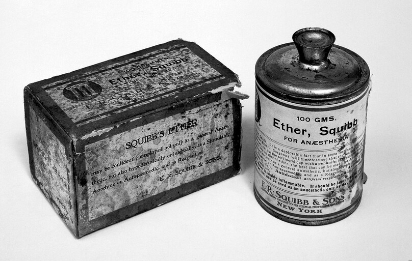 Thuốc mê hơi tìm ra đầu tiên đó là Ether (diethyl ether) đã được biết đầu tiên vào năm 1540.