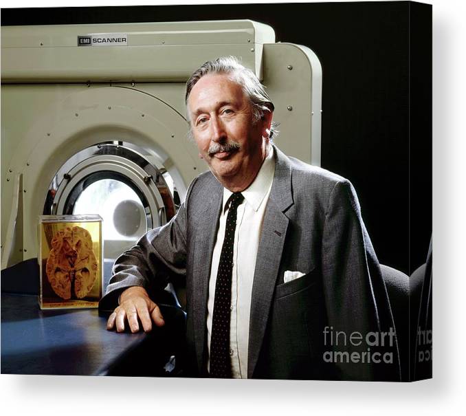 Chân dung kỹ sư, nhà phát minh Godfrey Hounsfield cha đẻ của công nghệ chụp cắt lớp CT.