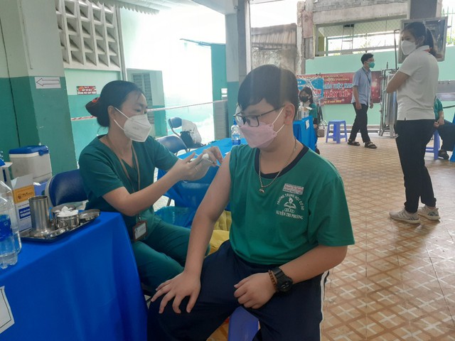  Sở Y tế TP.HCM yêu cầu 5 quận, huyện có số lượt tiêm vaccine thấp nhất thành phố tăng cường chỉ đạo và giám sát hoạt động tiêm vaccine cho trẻ. (Ảnh: P.T)