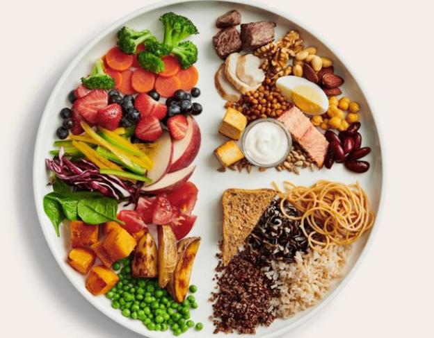 5 cách tránh tăng đột biến đường trong máu sau bữa ăn trưa