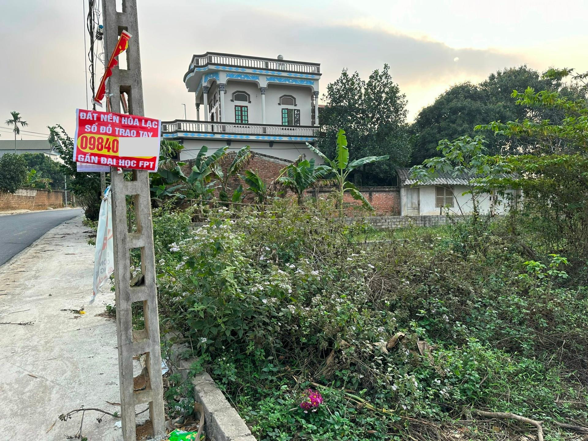 Mảnh đất 10 tỷ đồng thời sốt giảm mạnh 4 tỷ đồng, người mua vẫn sợ hớ