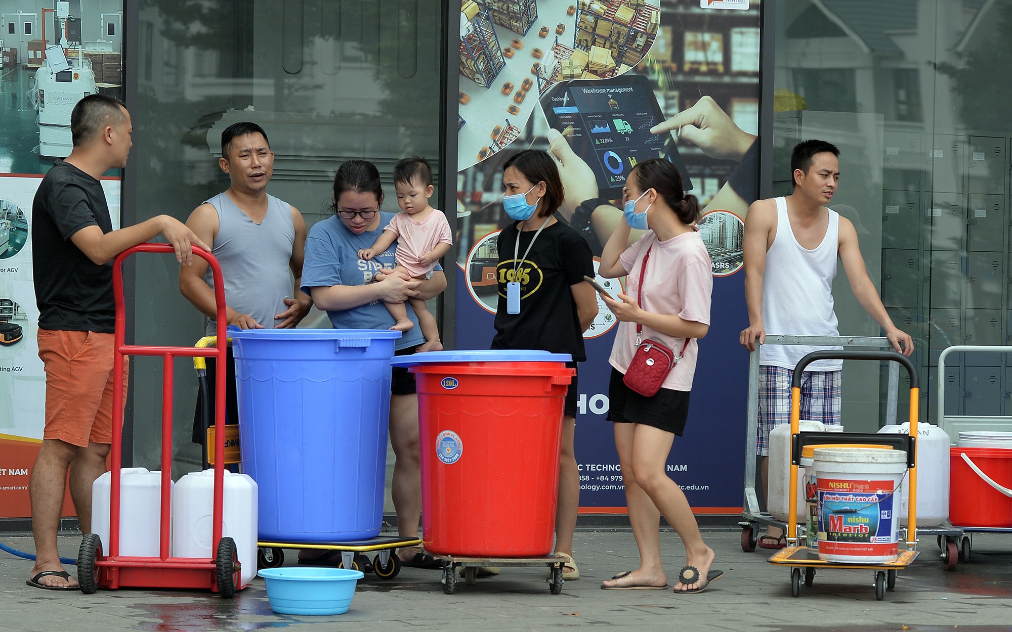 Hà Nội cam kết không tăng giá nước sinh hoạt đột ngột