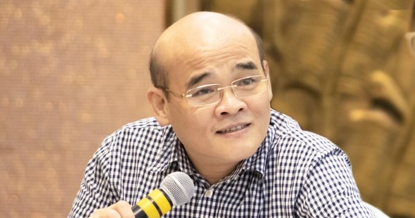Theo TS Nguyễn Huy Quang có 7 lý do và 'giọt nước làm tràn ly' khiến hàng nghìn nhân viên y tế nghỉ việc, thôi việc 
