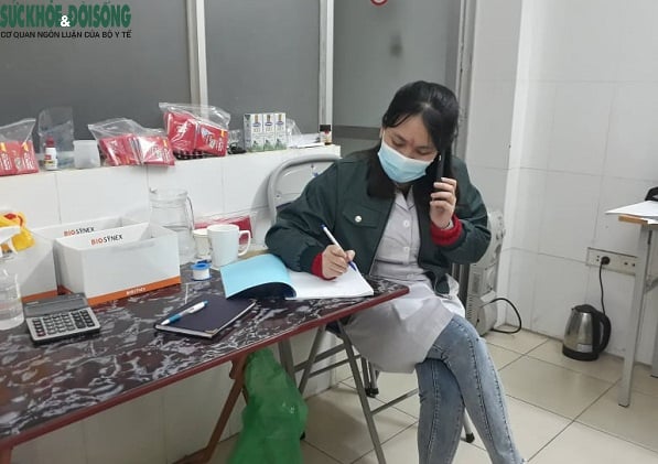 BS. Nguyễn Phương Thúy đã chuyển sang làm một cơ sở y tế tư nhân sau khi gắn bó hơn 7 năm tại TYT phường Trung Phụng. 