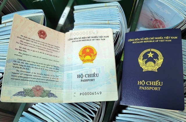 Từ 1/7/2022, Bộ Công an tiến hành cấp hộ chiếu mẫu mới. 