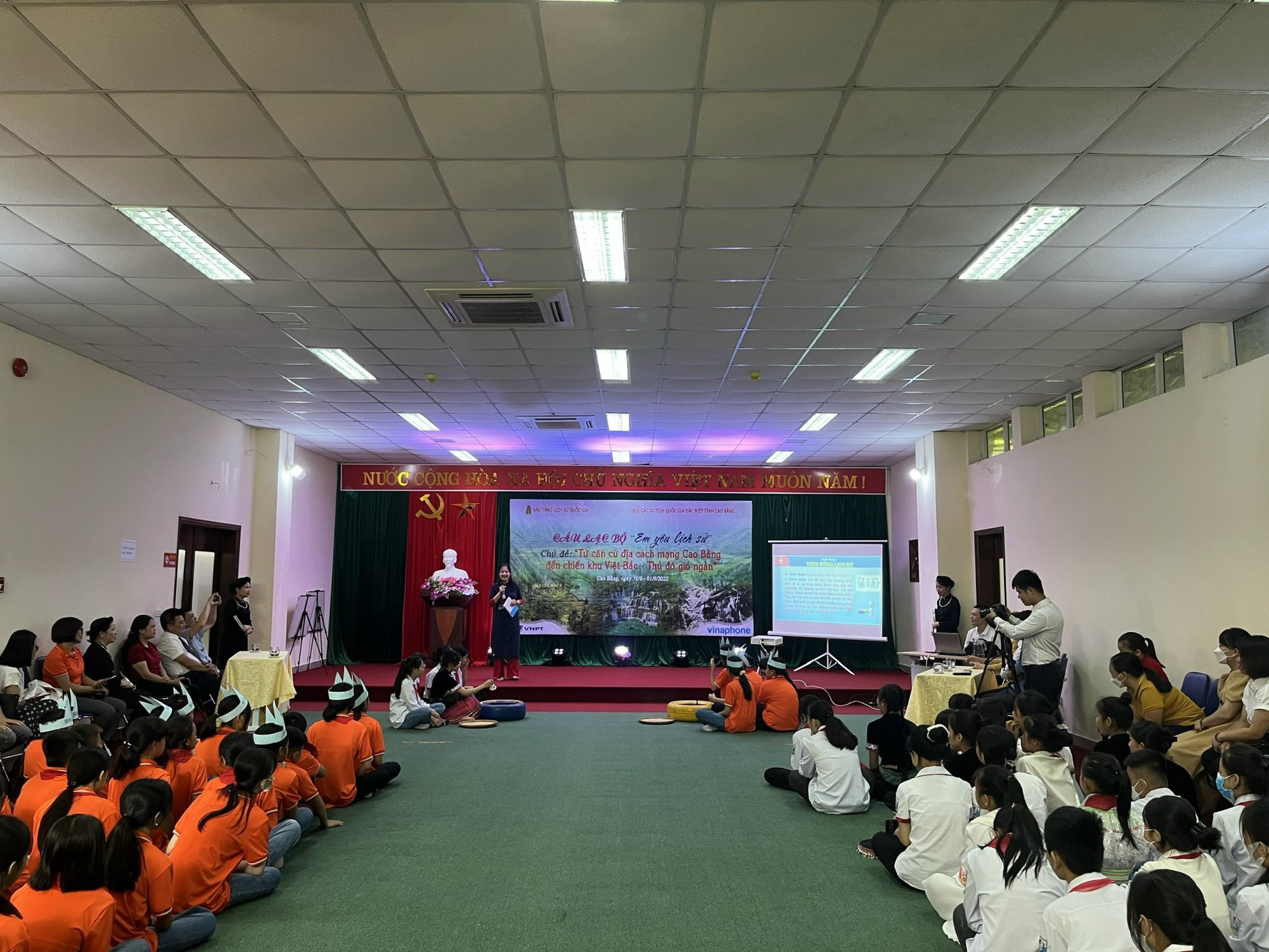 Ban Quản lý các di tích quốc gia đặc biệt tỉnh Cao Bằng phối hợp tổ chức tổ chức hoạt động Câu lạc bộ “Em yêu lịch sử” dành cho học sinh khối trung học cơ sở. 