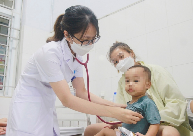  Số bệnh nhân mắc cúm A gia tăng kể cả người lớn và trẻ em.