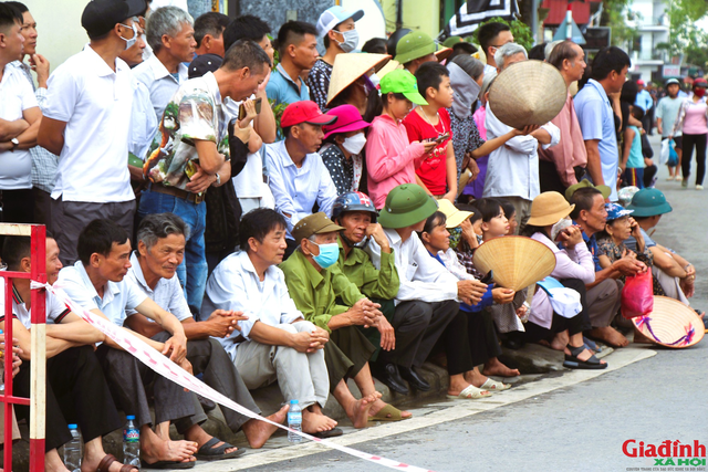 Xúc động hình ảnh tiễn biệt Phó Thủ tướng Lê Văn Thành về đất mẹ