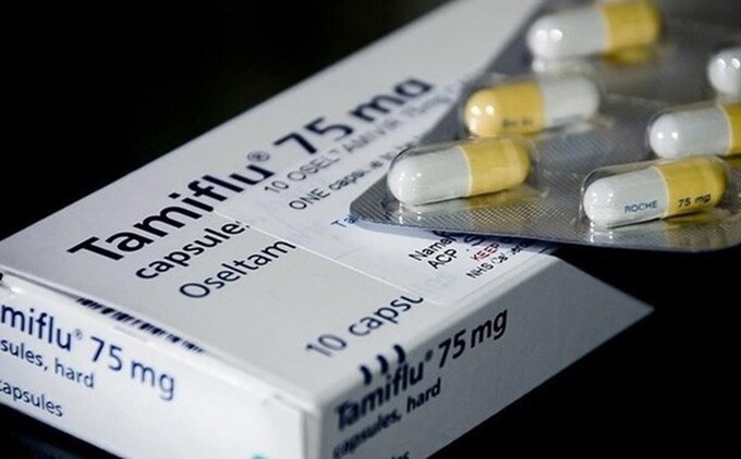 Các chuyên gia khuyến cáo người dân không tự ý mua thuốc Tamiflu để điều trị bệnh cúm, vì thuốc Tamiflu hiện nay chủ yếu sử dụng đối với bệnh nhân mắc cúm nặng, hoặc đối tượng có nguy cơ bệnh tiến triển nặng. Ảnh minh họa: IT