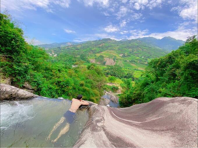 Thác Khe Vằn, một trong những thác nước đẹp ở Bình Liêu.