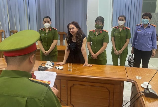 Bà Nguyễn Phương Hằng bị khởi tố, bắt tạm giam vào hôm 24/3. Ảnh: CACC