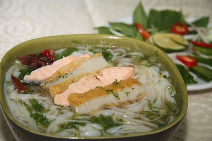 Nếu muốn thưởng thức món phở cá này, bạn hãy đến quán Làng Báo có địa chỉ ở đường Trần Văn Hoài, Quận Ninh Kiều, Cần Thơ. Ảnh minh họa: IT