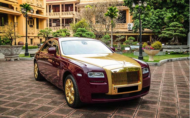 Chiếc Rolls-Royce Ghost mạ vàng của ông Trịnh Văn Quyết. Ảnh: Công ty Minh Pháp