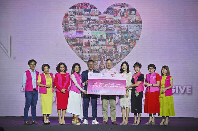 Với 4,886,000,000 đồng vừa trao tại sự kiện, Nu Skin Việt Nam nâng tổng số tài trợ cho chương trình lên đến hơn 41 tỷ đồng tính từ 2013