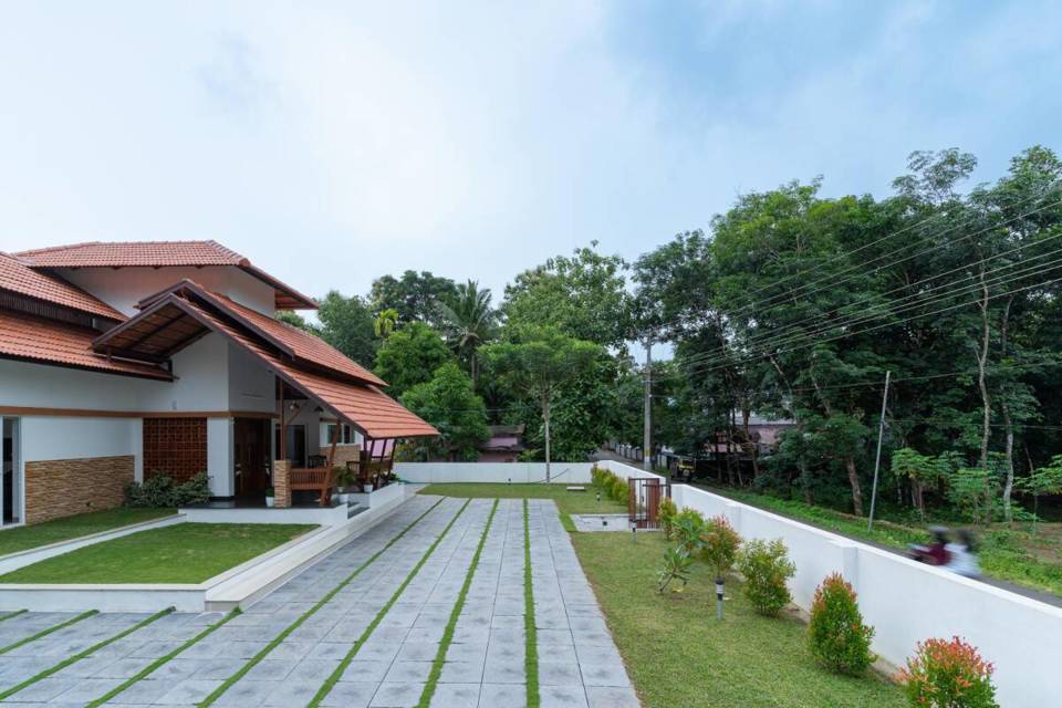 Mẫu hàng rào đẹp nhà cấp 4 trong nhà ở quê (Ảnh: Philip’s Home)