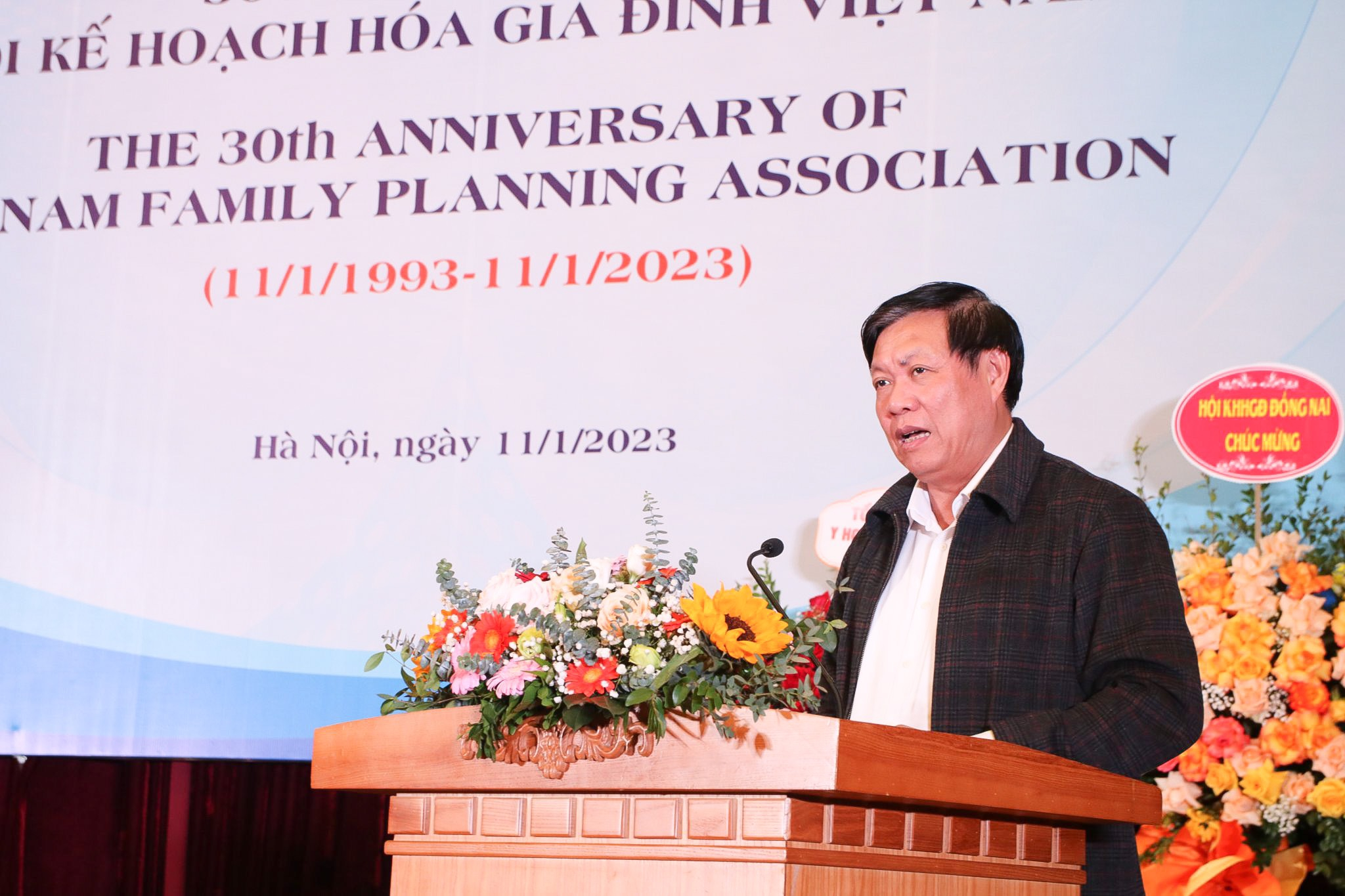 Thứ trưởng Bộ Y tế Đỗ Xuân Tuyên phát biểu tại lễ kỷ niệm 