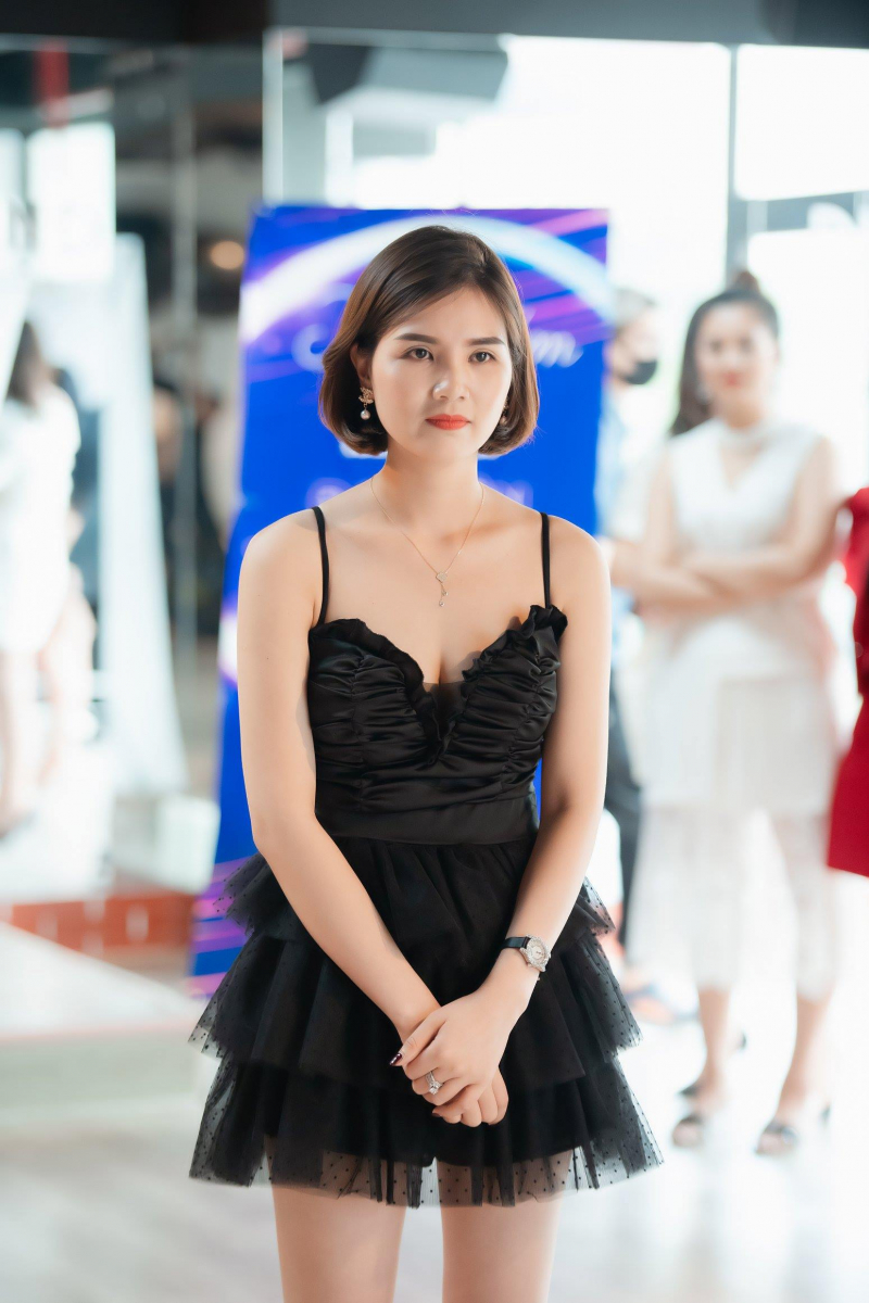 Một thí sinh của cuộc thi Tìm kiếm Nữ hoàng Quyền lực Fusin 2020 được gây chú ý với gương mặt giống người mẫu Ngọc Trinh.