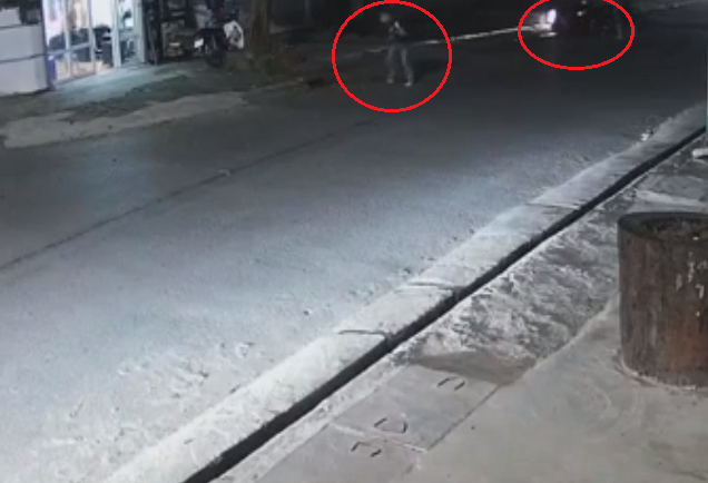 Video: Khoảnh khắc đối tượng Tú đi xe SH nổ súng vào 2 người ở Thái Nguyên. (Ảnh cắt từ video)