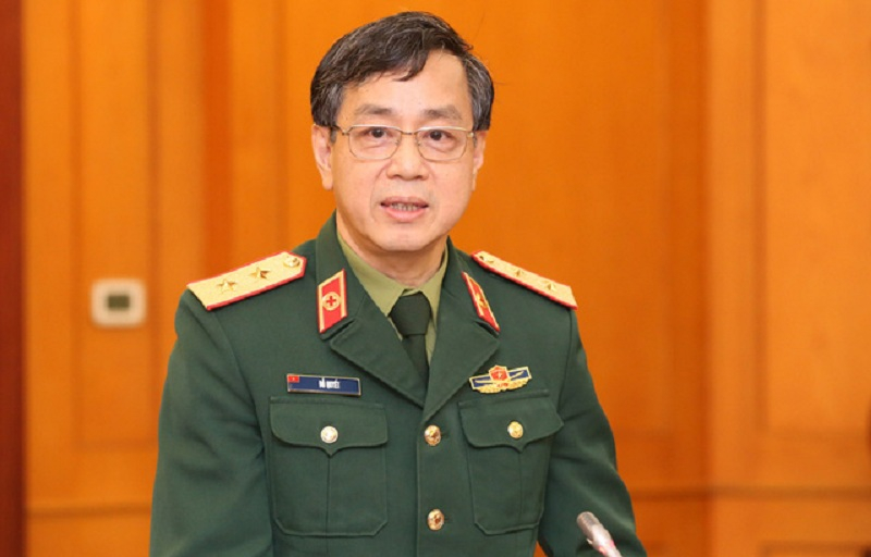Trung tướng Đỗ Quyết - Giám đốc Học Viện Quân y trong buổi họp báo công bố kết quả Đề tài nghiên cứu hồi tháng 3/2020. (Ảnh: VTV).