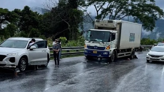 Tạm giam lái xe gây tai nạn trên đèo Bảo Lộc khiến 2 phụ nữ tử vong.
