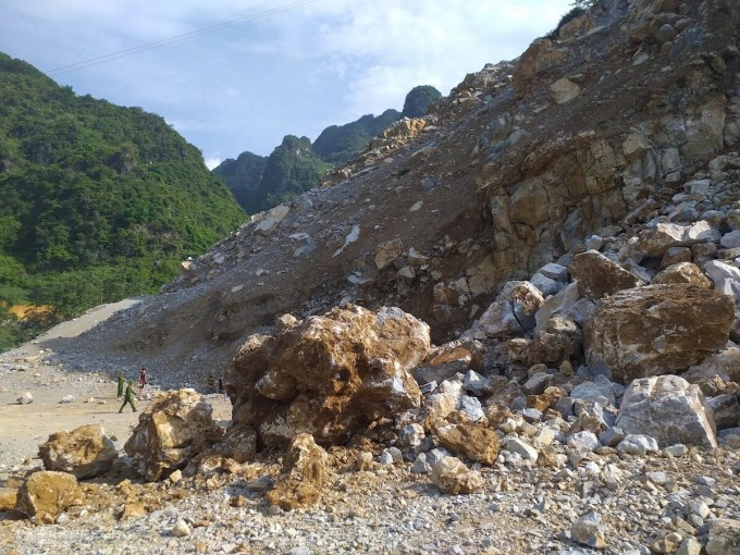 Hiện trường vụ sập mỏ đá ở Hà Giang, chiều 4/6. Ảnh: CTV