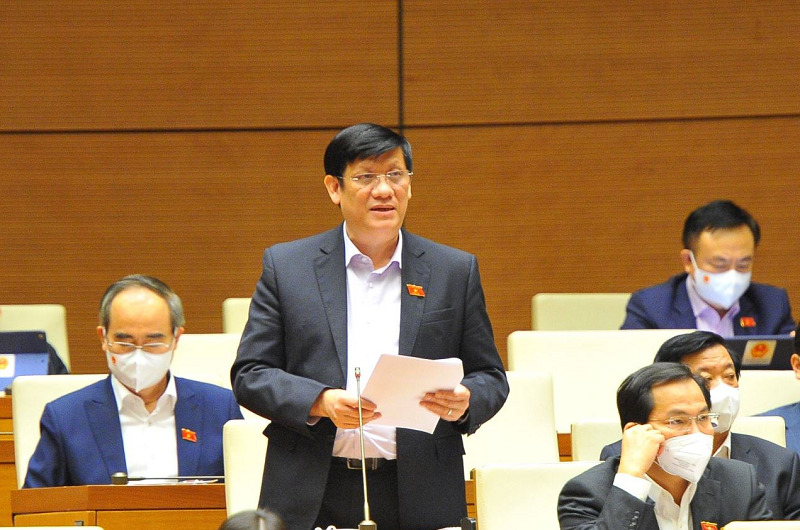 Ông Nguyễn Thanh Long - cựu Bộ trưởng Bộ Y tế trong buổi phát biểu tại Quốc hội hồi tháng 11/2022.