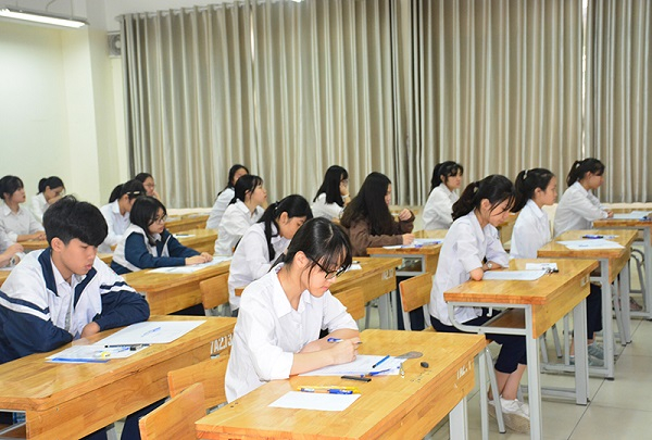 Đáp án đề thi môn Toán tuyển sinh lớp 10 tỉnh Lào Cai năm 2022