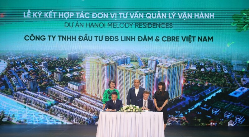 Lễ ký kết hợp tác vận hành dự án Hanoi Melody Residences với CBRE Việt Nam