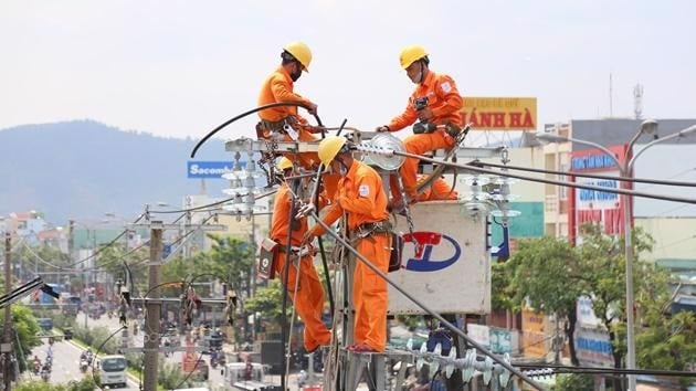 Phó Thủ tướng Chính phủ Lê Văn Thành yêu cầu tuyệt đối không để xảy ra tình trạng thiếu điện.